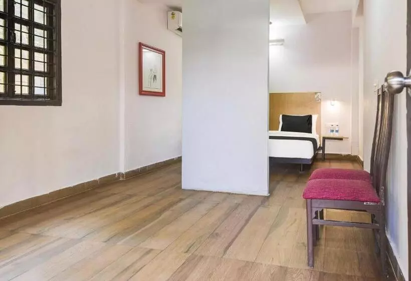 هتل Oyo Flagship Candolim Home Stay