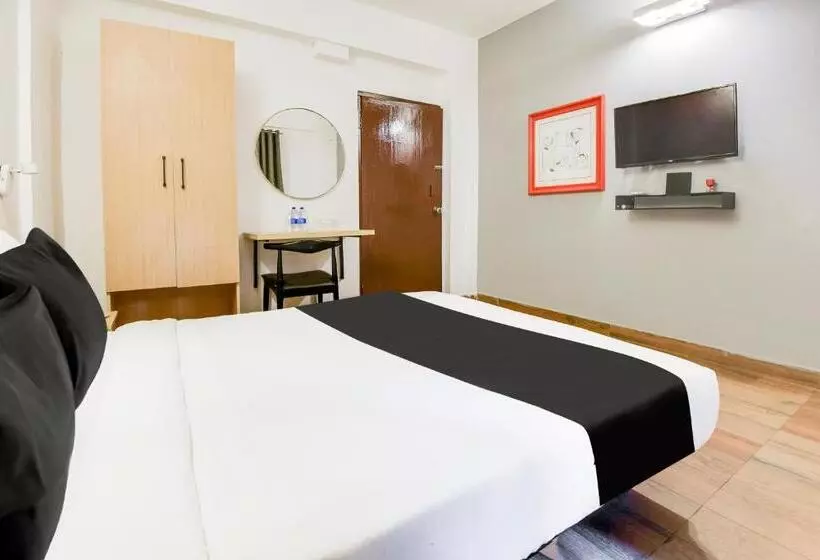 هتل Oyo Flagship Candolim Home Stay