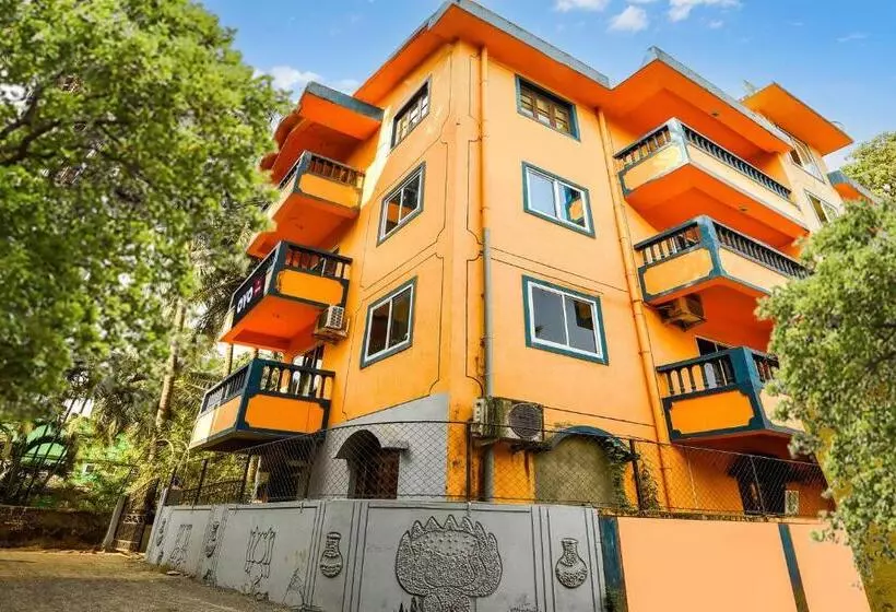هتل Oyo Flagship Candolim Home Stay