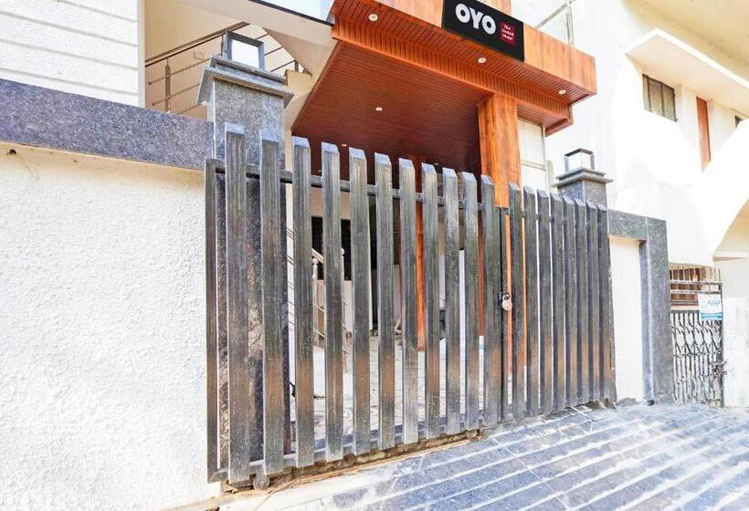 هتل Oyo The Orchid
