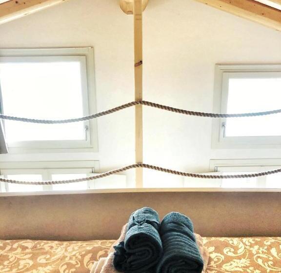 ベッドアンドブレックファースト Casa Barteèi