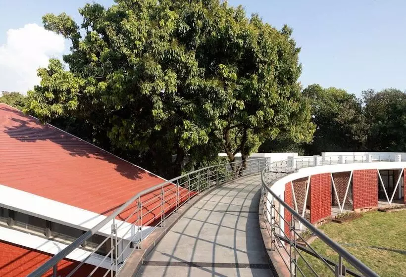 Hotel Lychee Bagh
