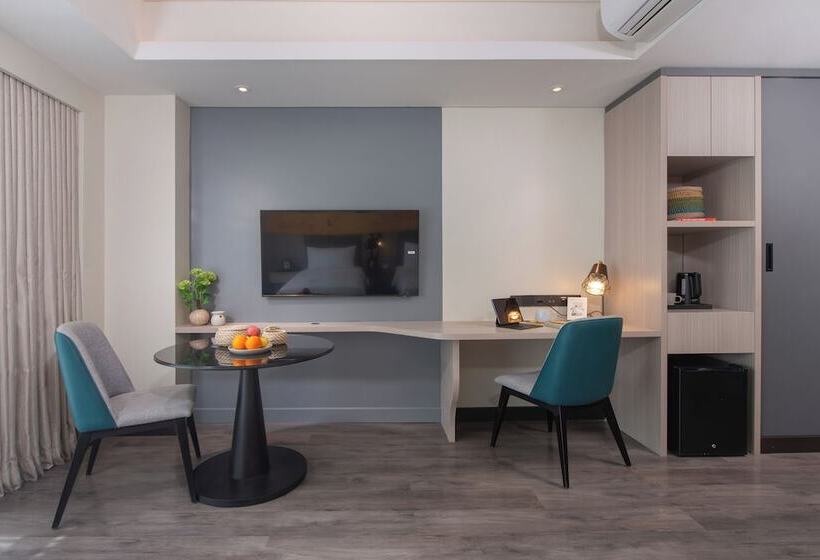 Hotel Citadines Bacolod City