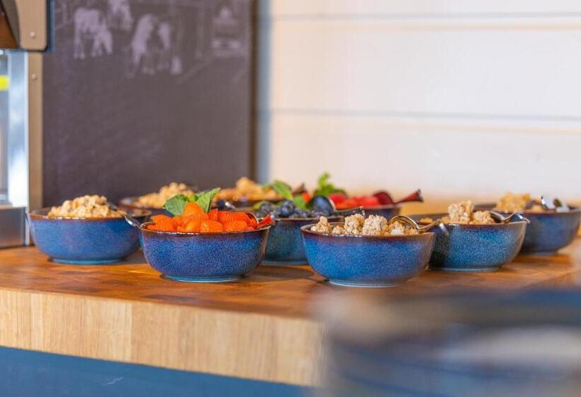 הוסטל Oer T Hout