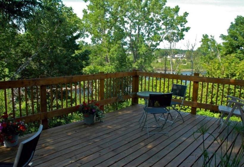 민박 Gîte Au Pied Du Courant De Gilbert Desjardins