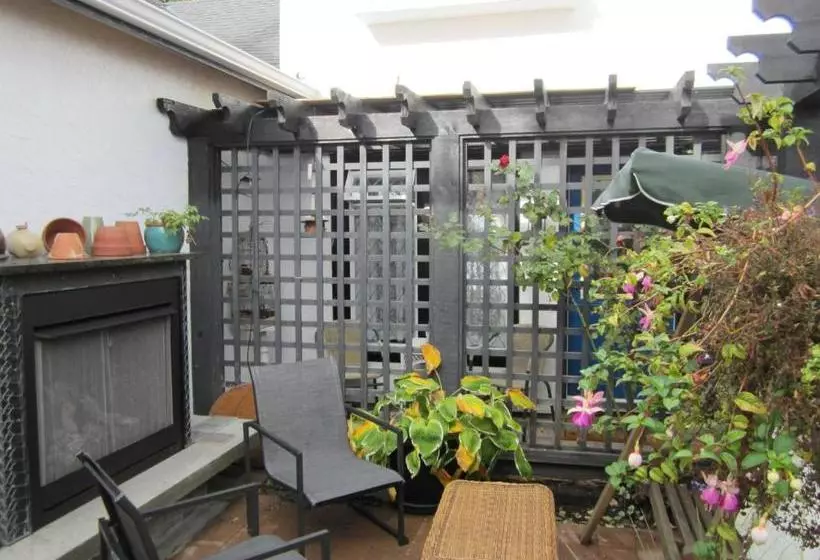 ベッドアンドブレックファースト Heathergate Cottage And Suites