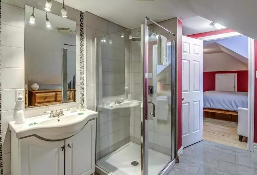 تختخواب و صبحانه La Maison Du Matelot