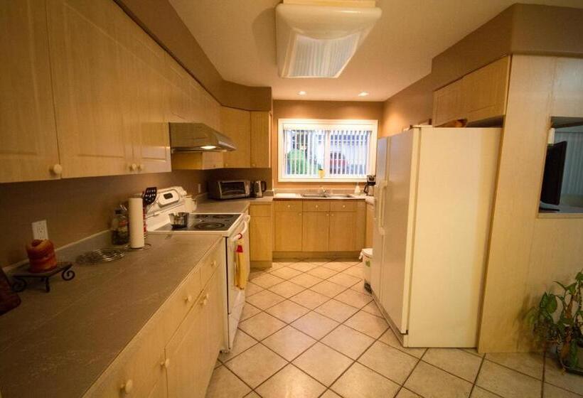 Eagle Close Executive B&b