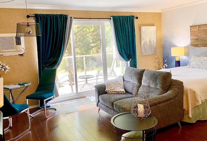 Evergreen Bed & Breakfast