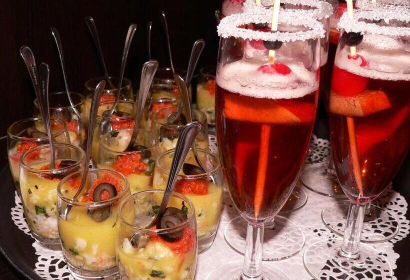 ホテル Café Restaurant De Kroon