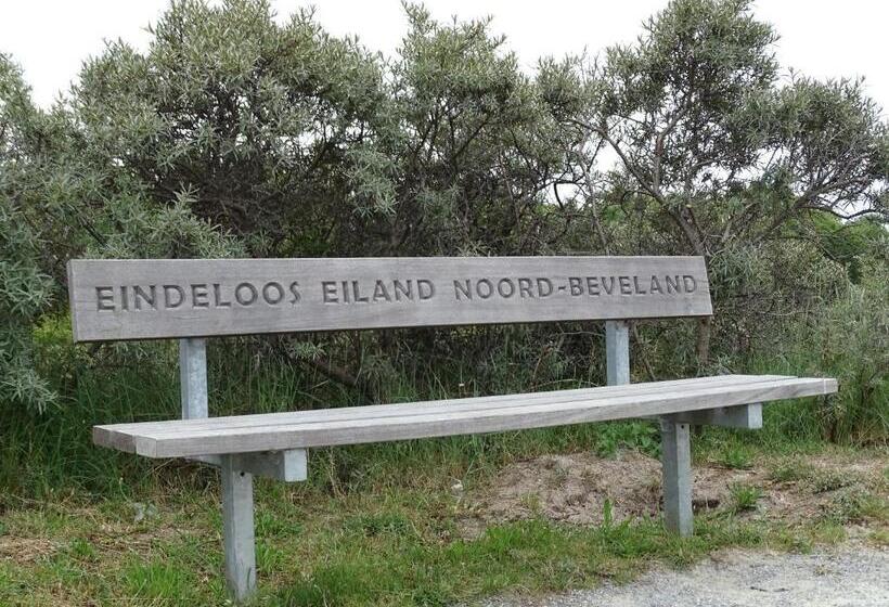 ホテル Café Restaurant De Kroon