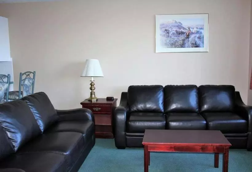 Hotelli Travelodge By Wyndham Lacombe