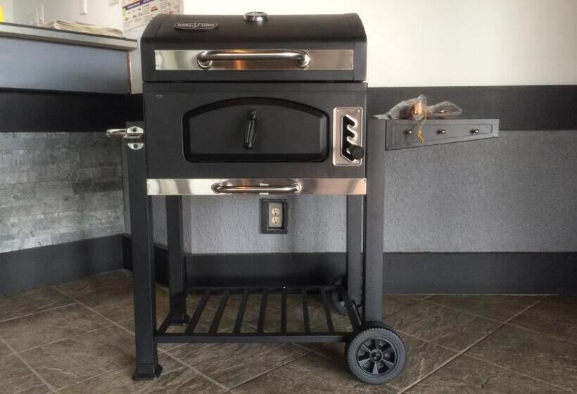 Отель Home Away Inn