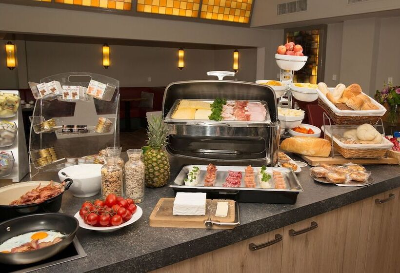 هتل Jo Van Den Bosch