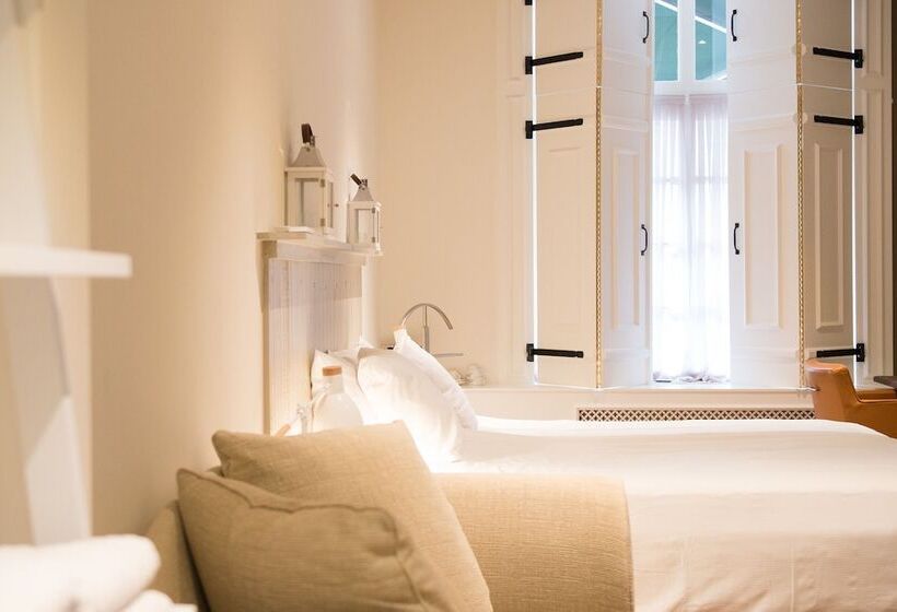 هتل Jo Van Den Bosch