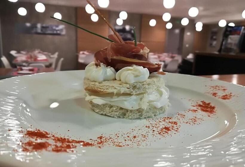 酒店 Le Port De Decize