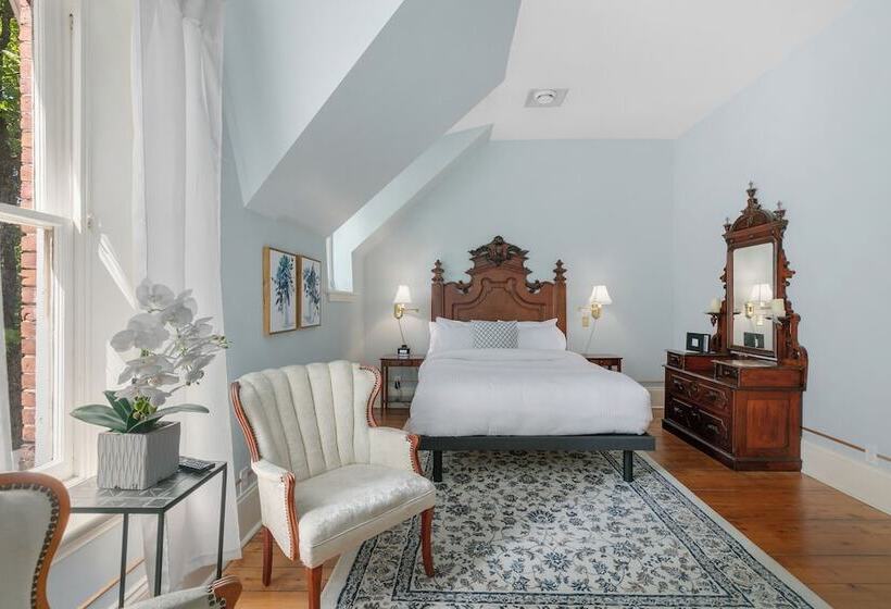 فندق Manoir Sweetsburg