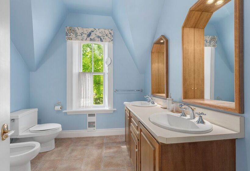 فندق Manoir Sweetsburg