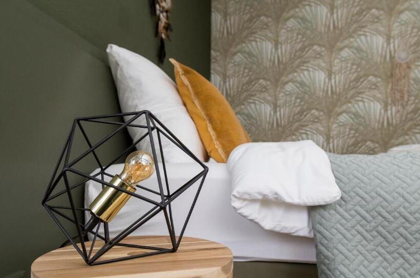 Отель Restaurant De 4 Jaargetijden