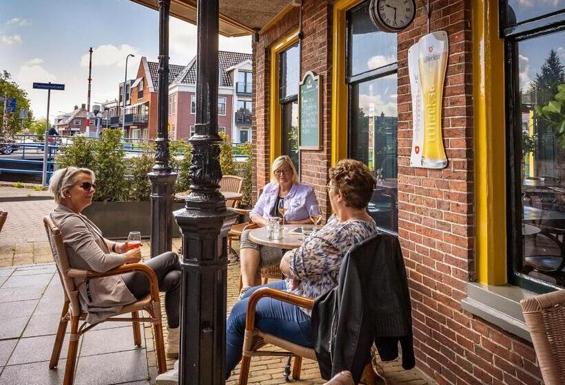 בית מלון כפרי T Gemeentehuis