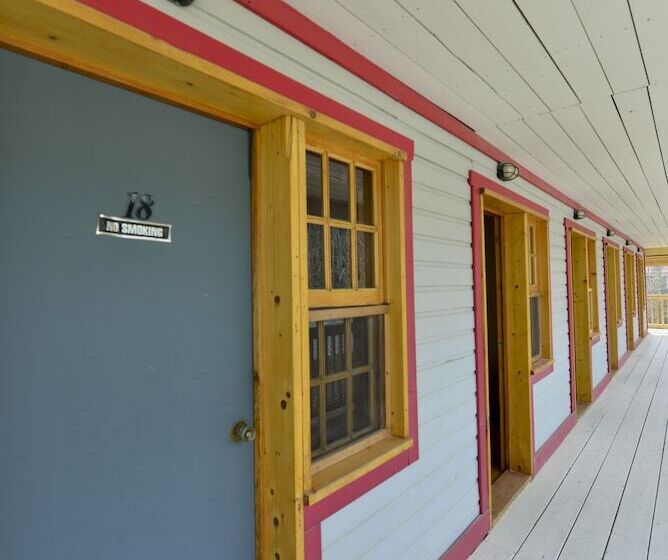 호텔 The Bunkhouse