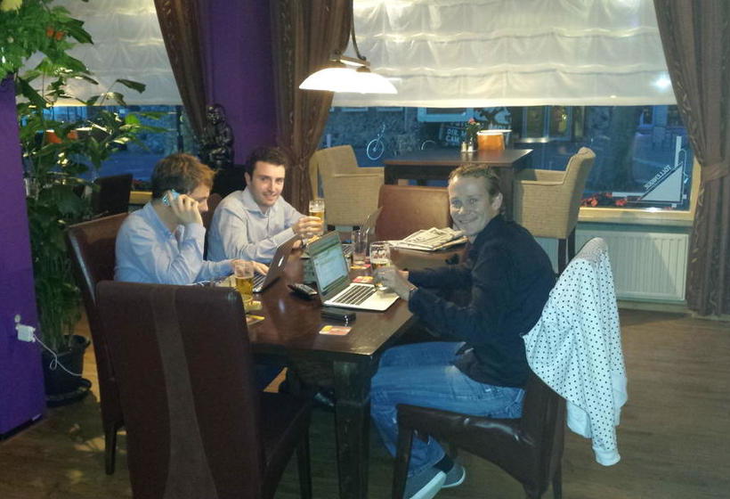 ホテル Tollenique