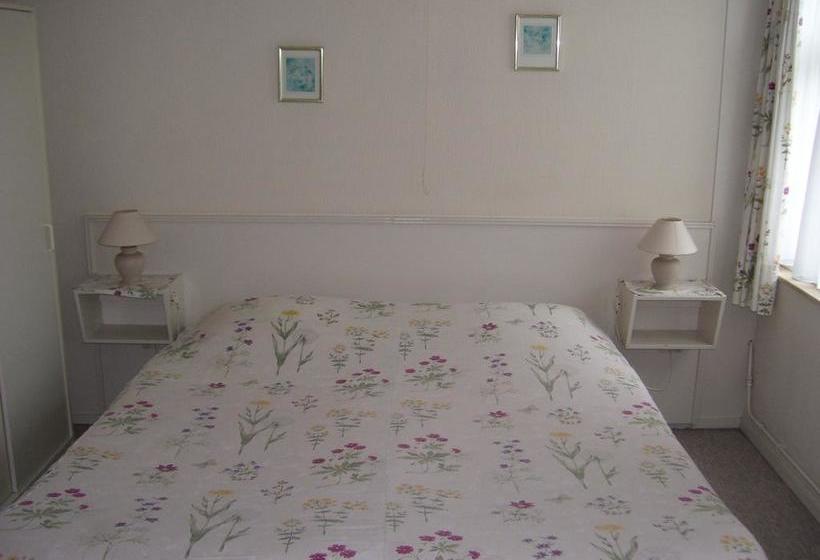 בית מלון כפרי Troisfontaine