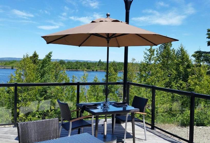 Manitoulin Hotel And Conference Centre