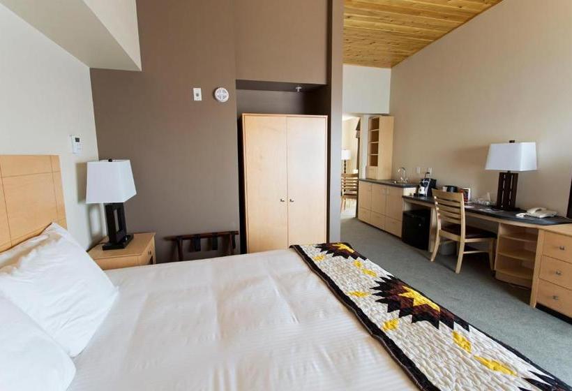 Manitoulin Hotel And Conference Centre