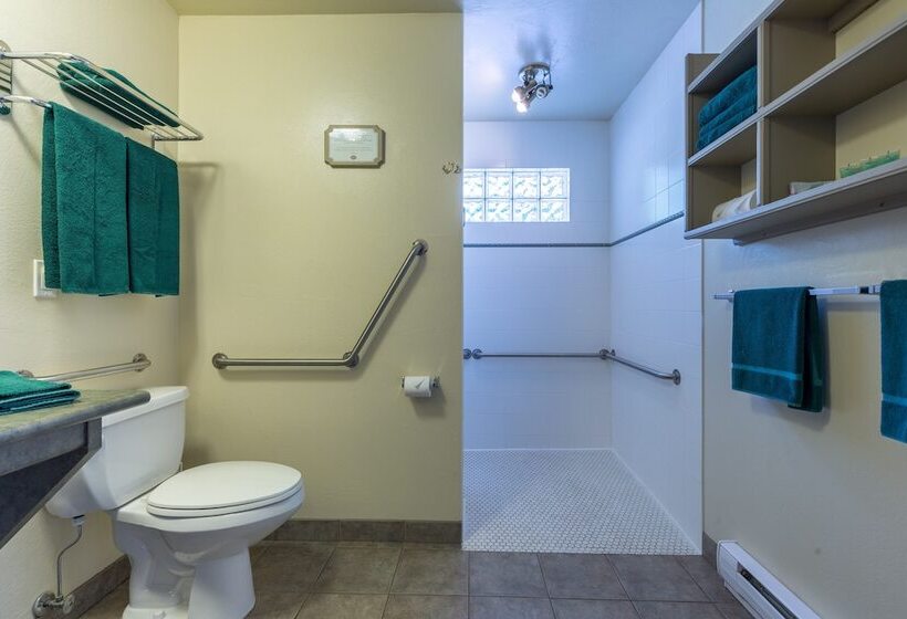 מוטל Bathgate Resort And Marina