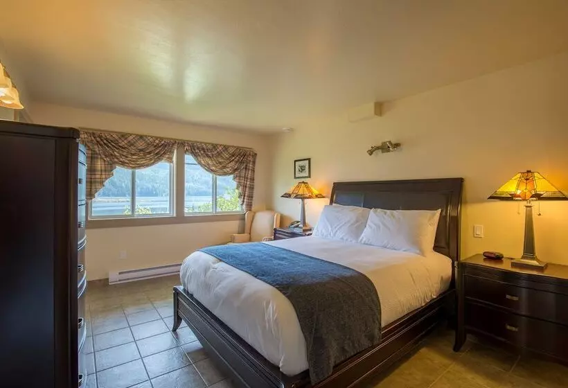 モーテル Bathgate Resort And Marina