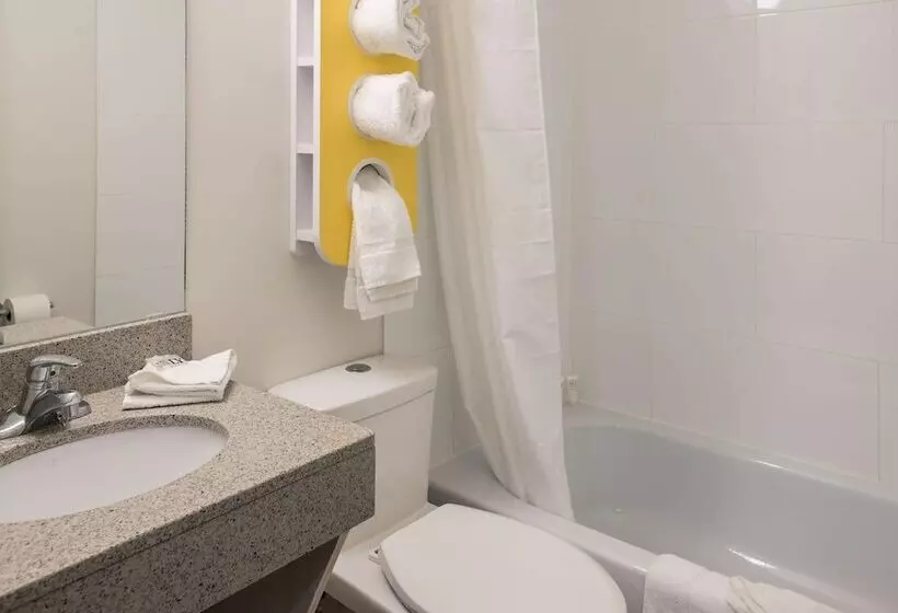 Motel 6 Fort St. John, Bc