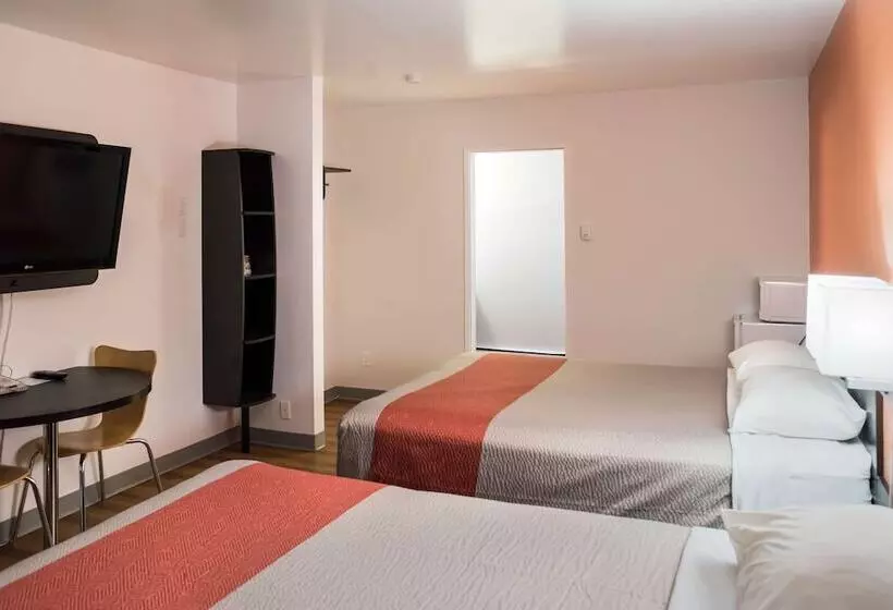 Motel 6 Fort St. John, Bc