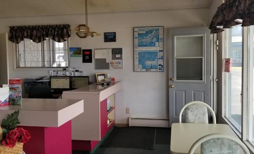 Мотель Tara Vista Inn