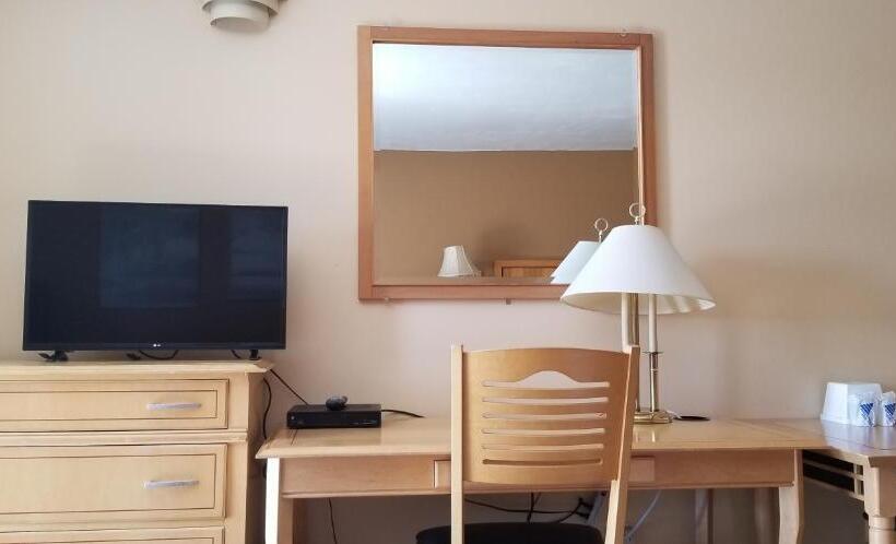 Мотель Tara Vista Inn