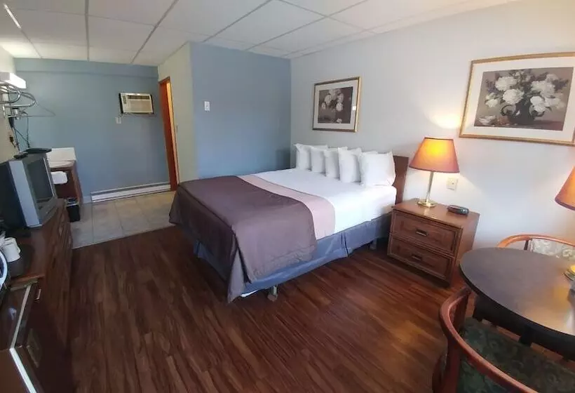 Northlander Motel