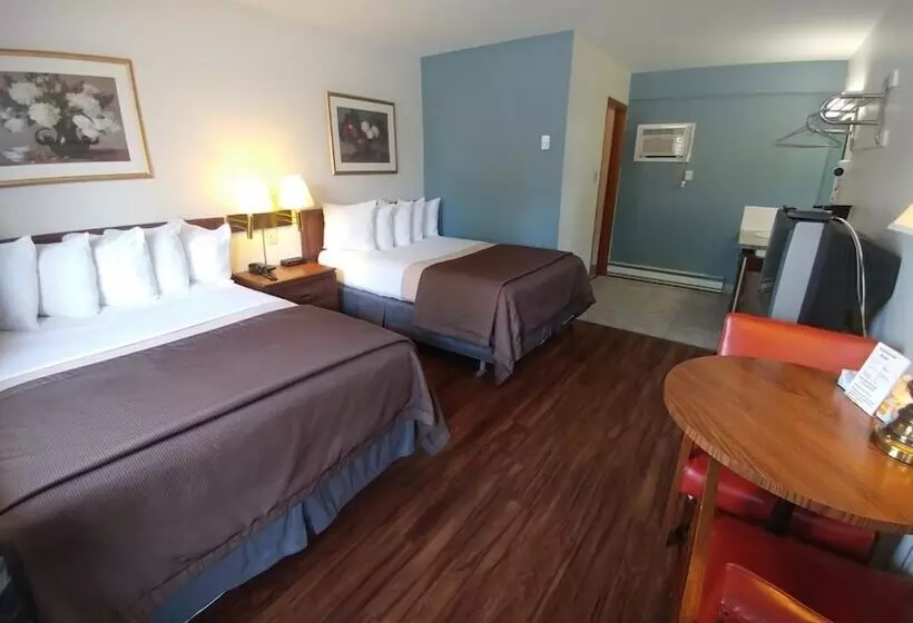 Northlander Motel