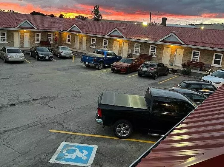 Tulip Motel