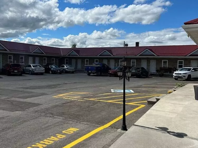 Tulip Motel