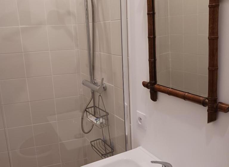 צימר Charmant Petit Studio Avec Jardin Et Piscine