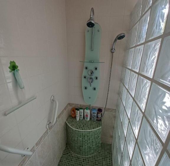 Bed and Breakfast Jardin De La Cerisaie