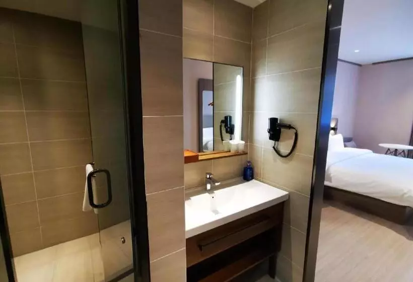 Hanting Hotel Fushun Wanda Plaza