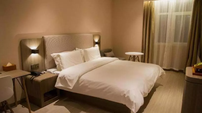 Hanting Hotel Fushun Wanda Plaza