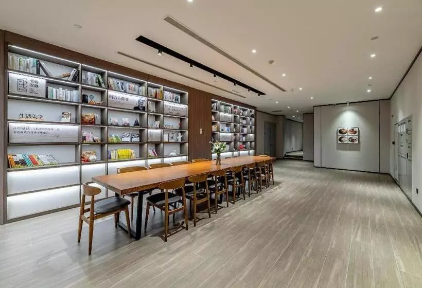 Hanting Hotel Yulin Er Street Zhongying Square