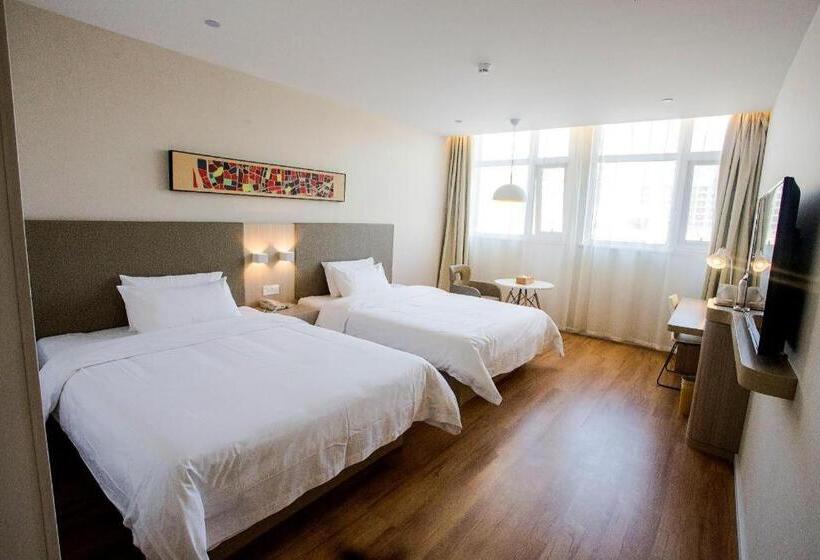 Hanting Hotel Zhoukou Dancheng County