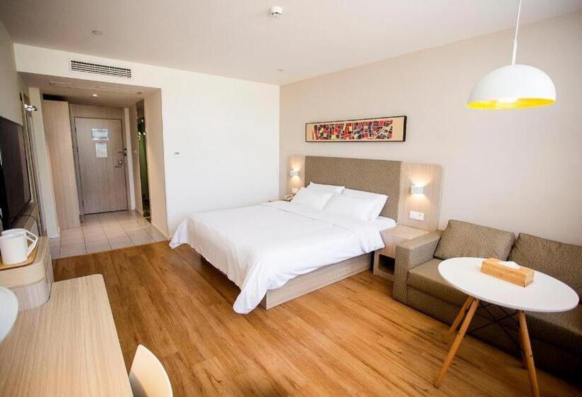 Hanting Hotel Zhoukou Dancheng County