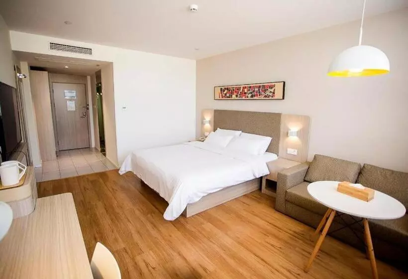 Hanting Hotel Zhoukou Dancheng County