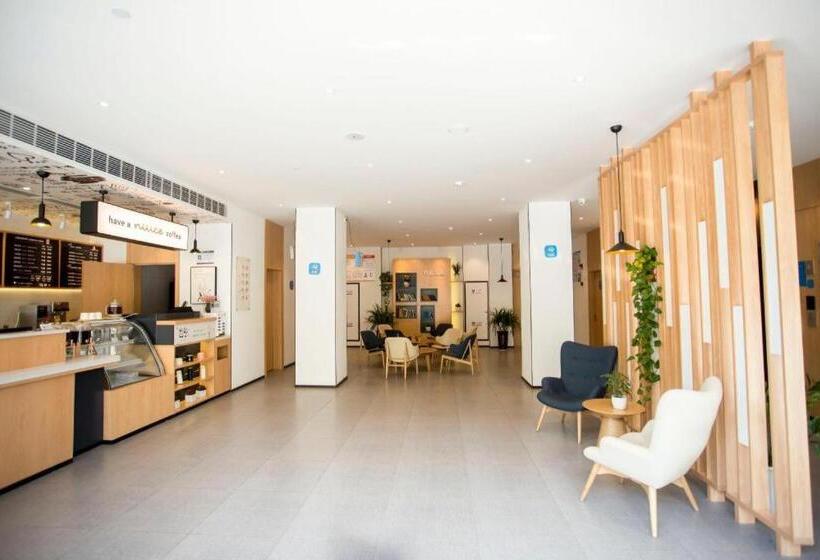 Hanting Hotel Zhoukou Dancheng County