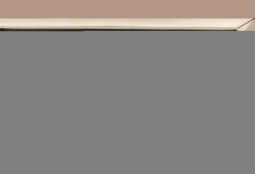 Hanting Hotelanyang Linzhou Avenue Bus Station