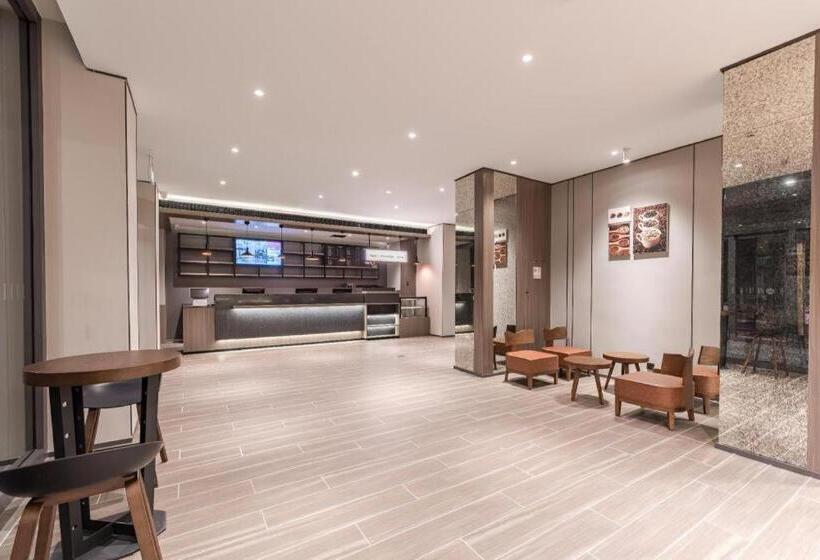 Hanting Hotelanyang Linzhou Avenue Bus Station